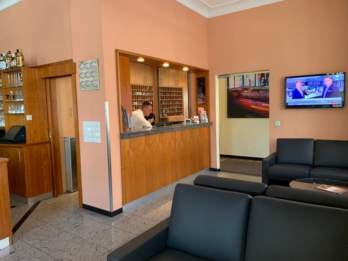 Apartment Hotel Kral - Business Hotel & Serviced Apartments Erlangen Exterior foto